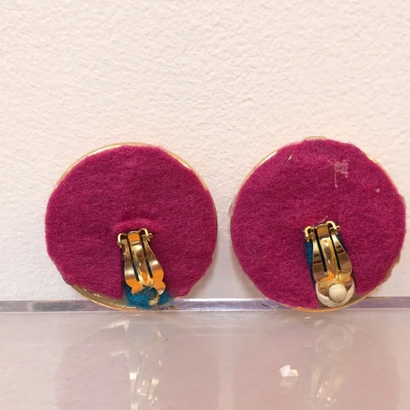 Vintage Round Clip Earrings, Pink Orange Gold, Fashion Jewelry - Picture 5 of 12